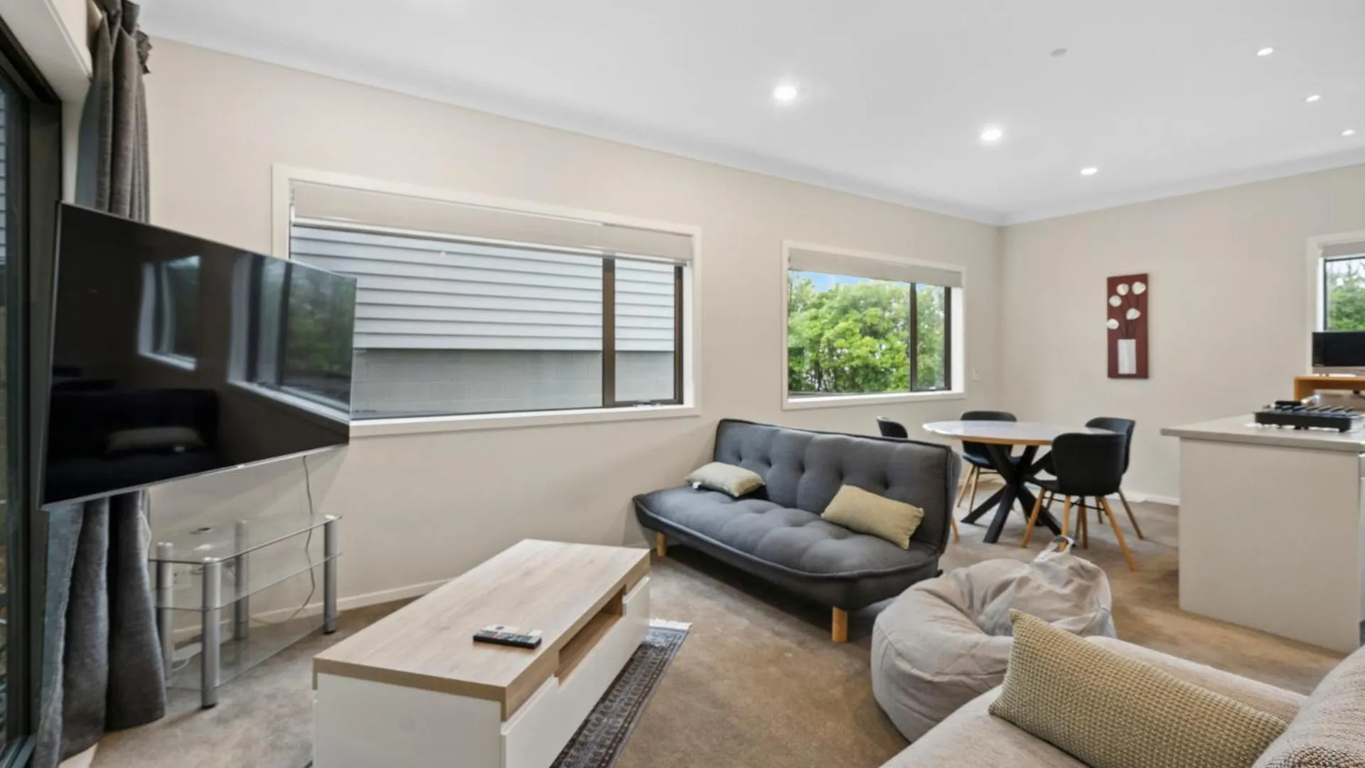 Urban Sanctuary - Johnsonville Holiday Home  웰링턴