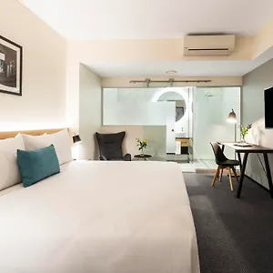 Oaks Hotel